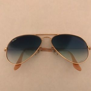 Women’s Ray-Ban Aviator Sunglasses